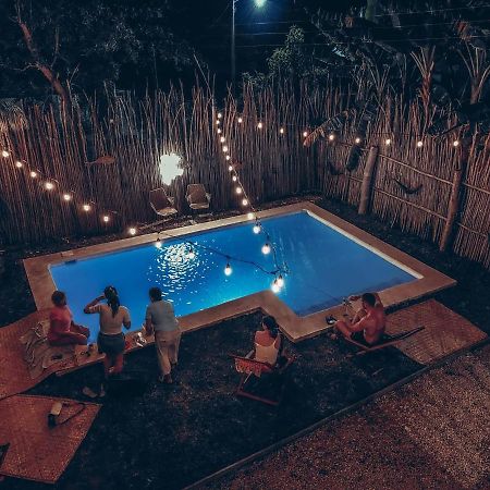 Hotel Xa'An Bacalar Exterior photo